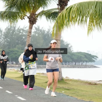 Runner Photo 4320577