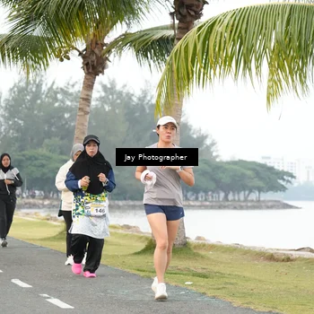 Runner Photo 4320581