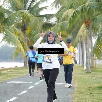Runner Photo 4320602