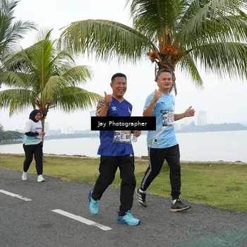 Runner Photo 4320623