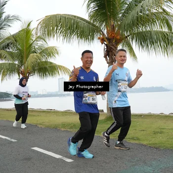 Runner Photo 4320627