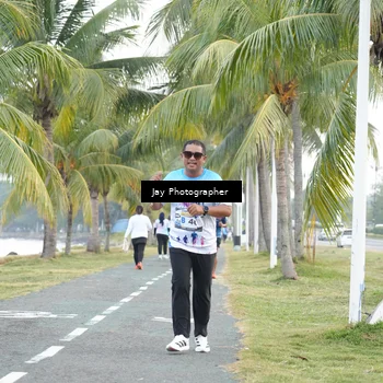 Runner Photo 4320636