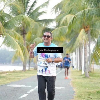 Runner Photo 4320643