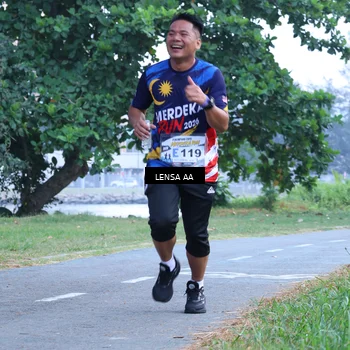 Runner Photo 4320649