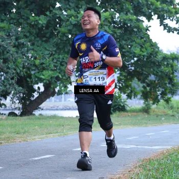 Runner Photo 4320657