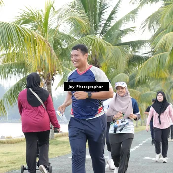 Runner Photo 4320660