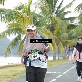 Runner Photo 4320666