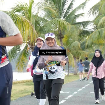 Runner Photo 4320667