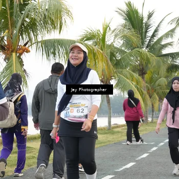 Runner Photo 4320669