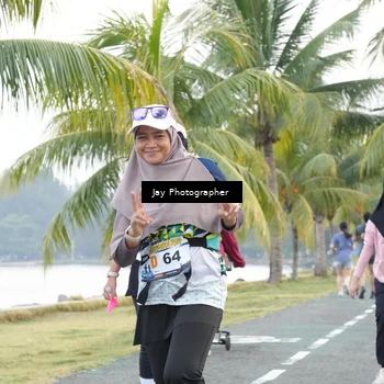 Runner Photo 4320672