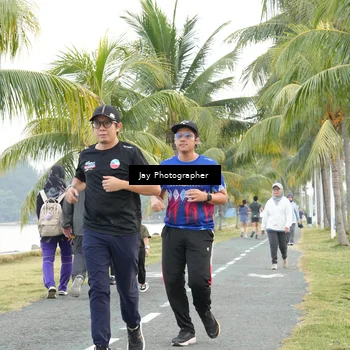 Runner Photo 4320676