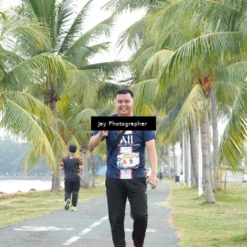 Runner Photo 4320686