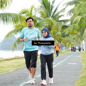 Runner Photo 4320691