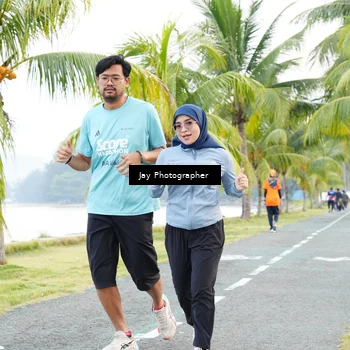 Runner Photo 4320692