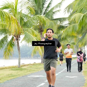 Runner Photo 4320697
