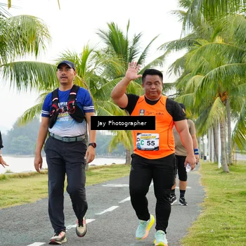Runner Photo 4320730
