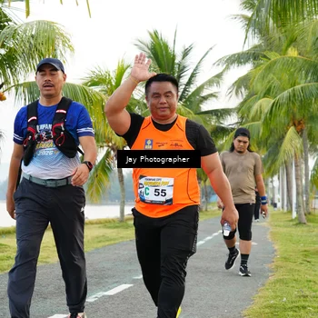 Runner Photo 4320745