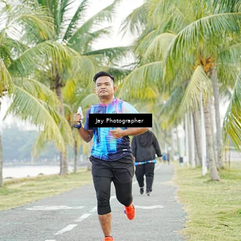 Runner Photo 4320747