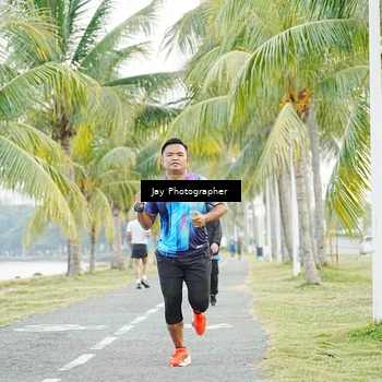 Runner Photo 4320748