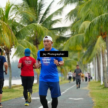 Runner Photo 4320752