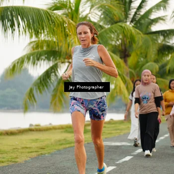 Runner Photo 4320756