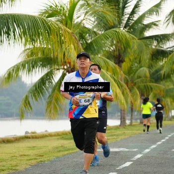 Runner Photo 4320761
