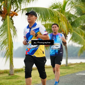 Runner Photo 4320763