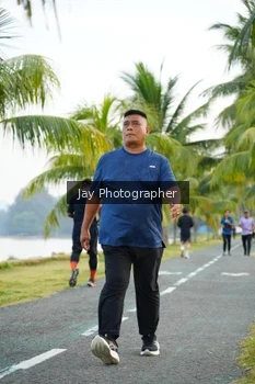 Runner Photo 4320795