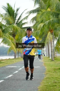 Runner Photo 4320798