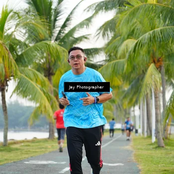 Runner Photo 4320805