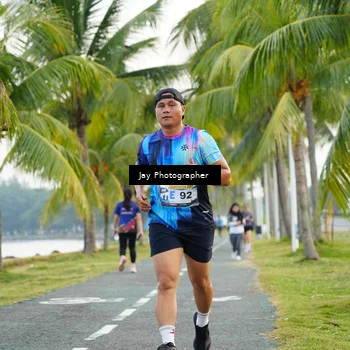 Runner Photo 4320810