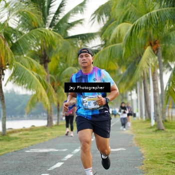 Runner Photo 4320811
