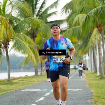 Runner Photo 4320813