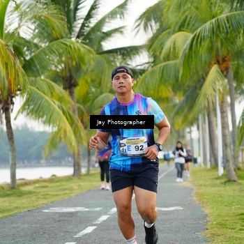 Runner Photo 4320814