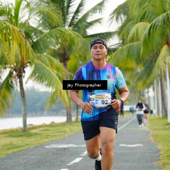 Runner Photo 4320819