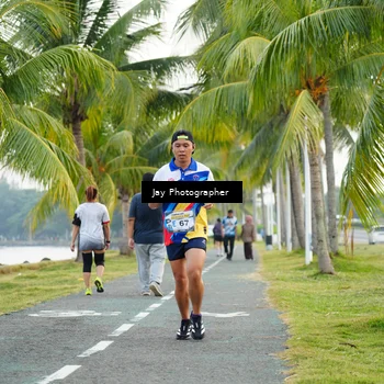 Runner Photo 4320824