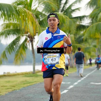 Runner Photo 4320830