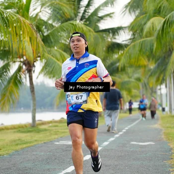Runner Photo 4320831