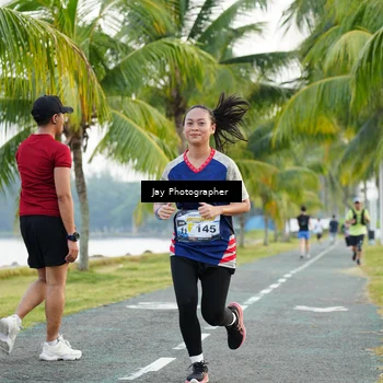 Runner Photo 4320842