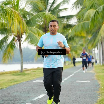 Runner Photo 4320879