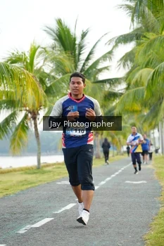 Runner Photo 4320886