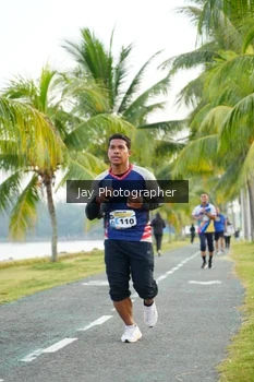 Runner Photo 4320887