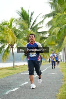 Runner Photo 4320888