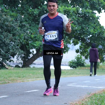 Runner Photo 4320891
