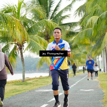 Runner Photo 4320894