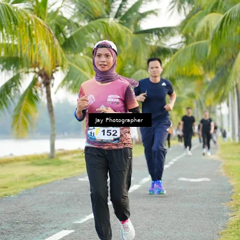 Runner Photo 4320924