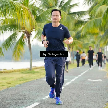 Runner Photo 4320926