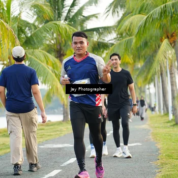 Runner Photo 4320930