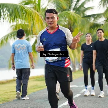 Runner Photo 4320934