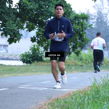 Runner Photo 4320937